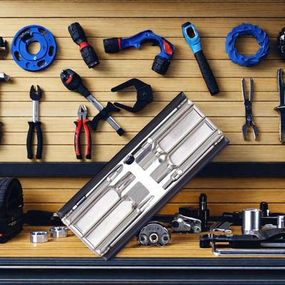 Tingkatkan Sepeda Anda dengan Perak Multi-Fungsi Hexagonal Kita Screwdriver dan Kunci